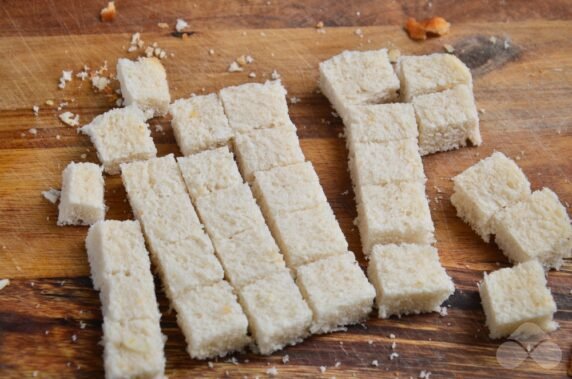 Salad with parmesan and crackers: photo of recipe preparation, step 3