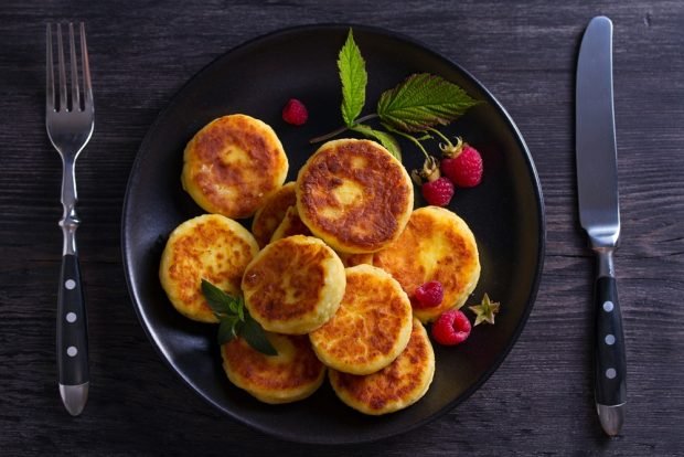 Cheesecakes with candied fruits