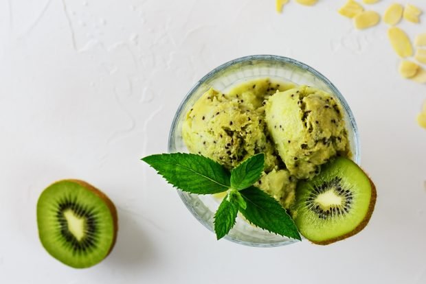 Kiwi ice cream 