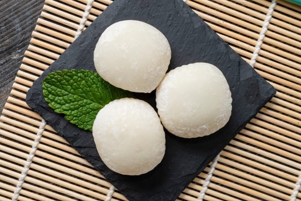 Dessert mochi at home