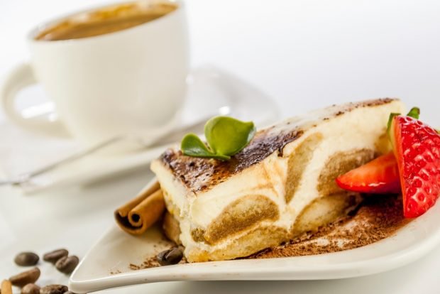 Tiramisu with gelatin