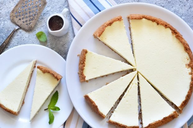 Cottage cheese cheesecake is a simple and delicious recipe, how to cook step by step