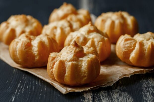 Profiteroles with custard