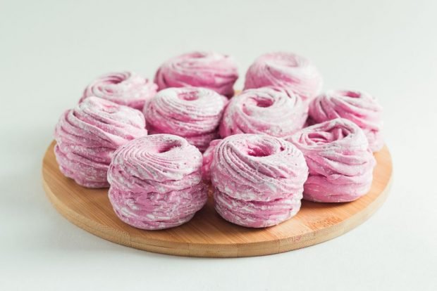 Raspberry marshmallow