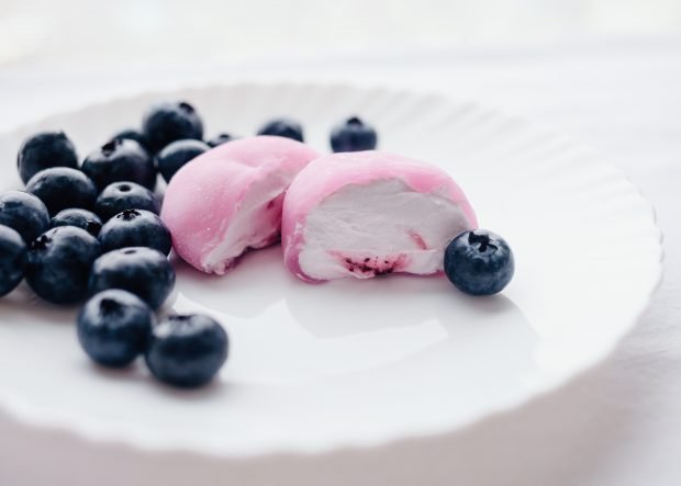 Mochi with ice cream – a simple and delicious recipe, how to cook step by step