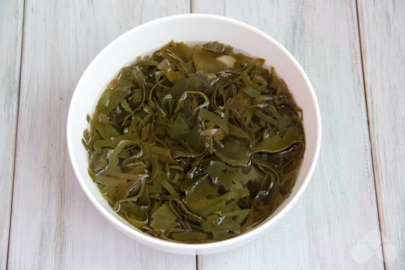 Dry seaweed salad: photo of recipe preparation, step 1