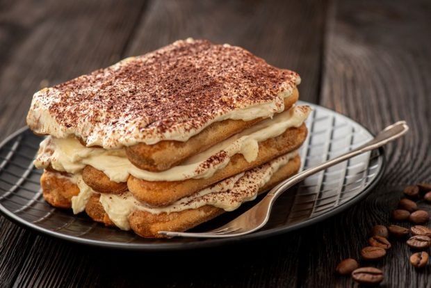 Tiramisu without mascarpone