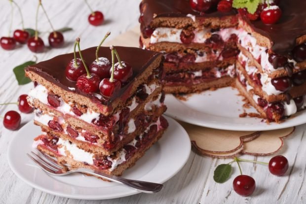 Lean cherry cake