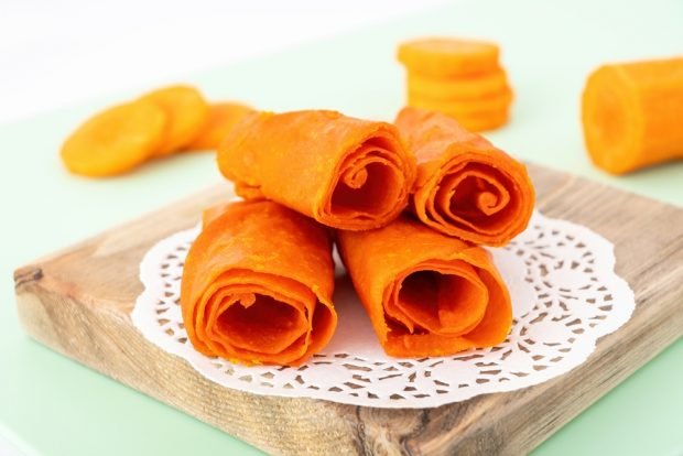 Apple-carrot pastille is a simple and delicious recipe, how to cook step by step