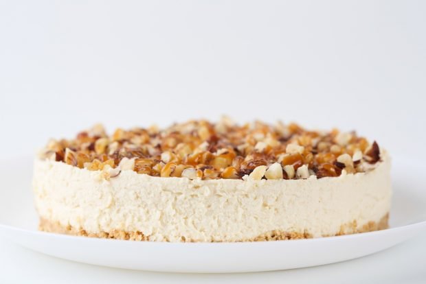 Caramel cheesecake without baking