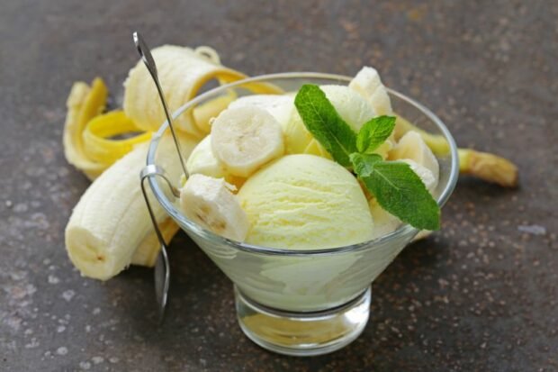 Banana ice cream