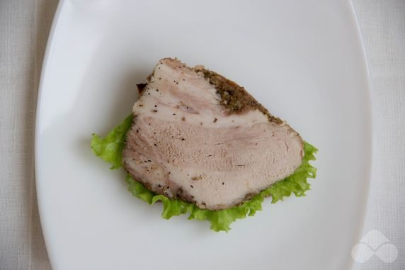 Sandwich with homemade boiled pork: photo of recipe preparation, step 4