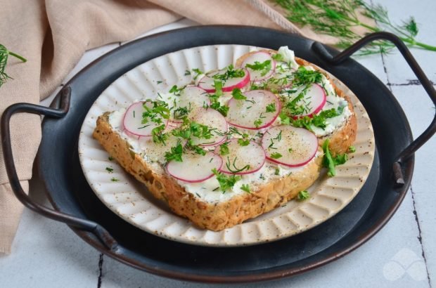 Sandwiches with radish and herbs – a simple and delicious recipe with photos (step by step)