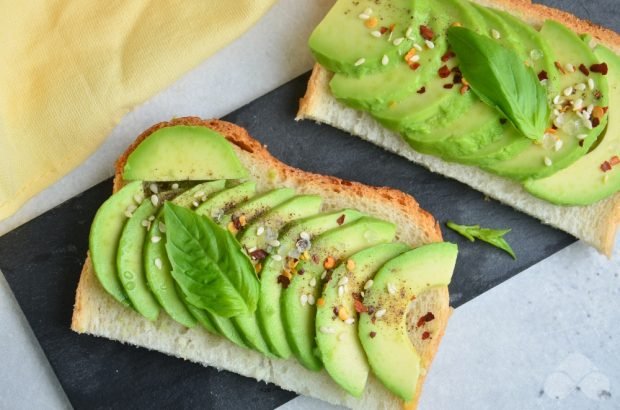Avocado and chili sandwiches – a simple and delicious recipe with photos (step by step)
