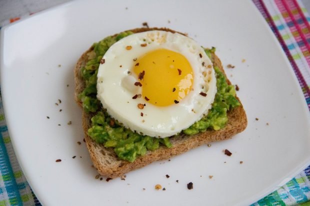 Avocado and egg sandwich – a simple and delicious recipe with photos (step by step)
