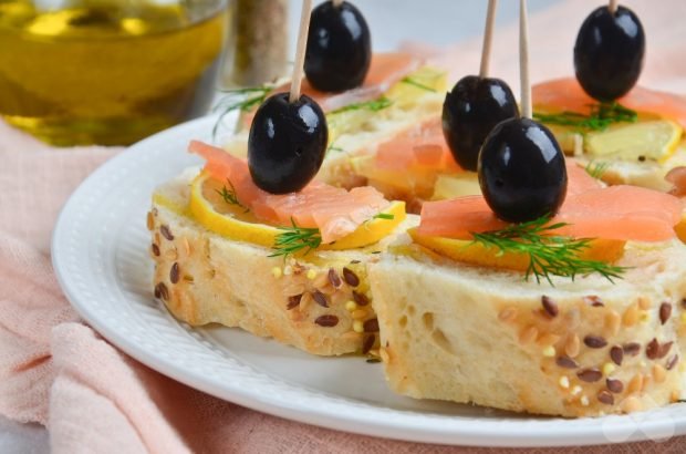 Canapé with olives and salted salmon – a simple and delicious recipe with photos (step by step)