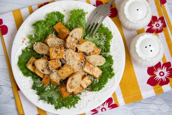 Caesar salad with tofu: photo of recipe preparation, step 4