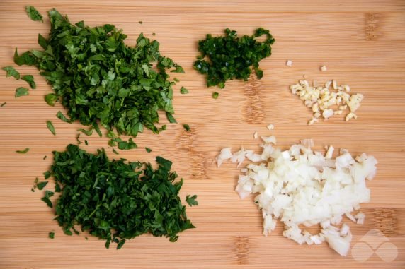 Georgian pkhali with greens: photo of recipe preparation, step 2