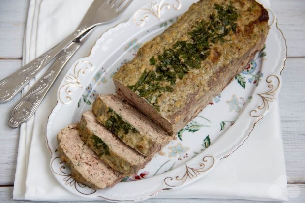 Baked chicken pate with cilantro – a simple and delicious recipe with photos (step by step)