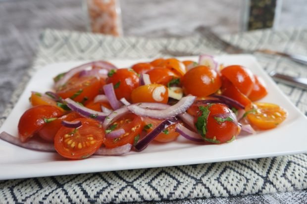 Pickled tomatoes in 30 minutes – a simple and delicious recipe with photos (step by step)