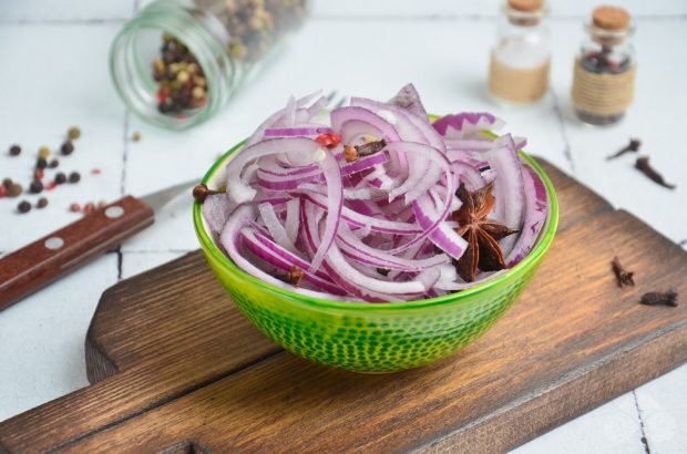 Pickled purple onion with cloves and star anise – a simple and delicious recipe with photos (step by step)