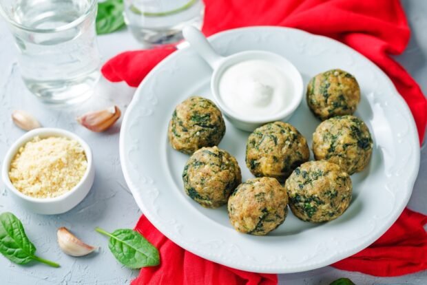 Cheese balls with spinach