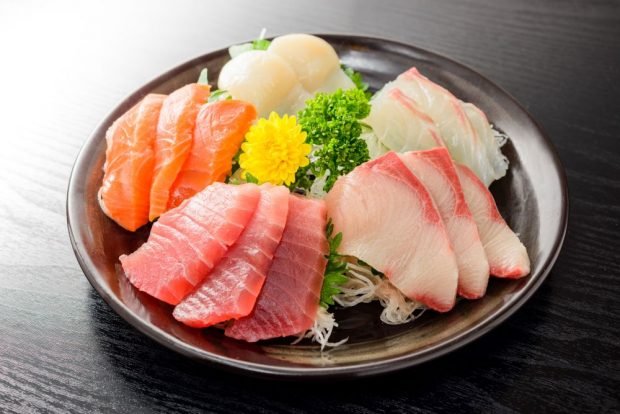 Sashimi at home is a simple and delicious recipe, how to cook step by step