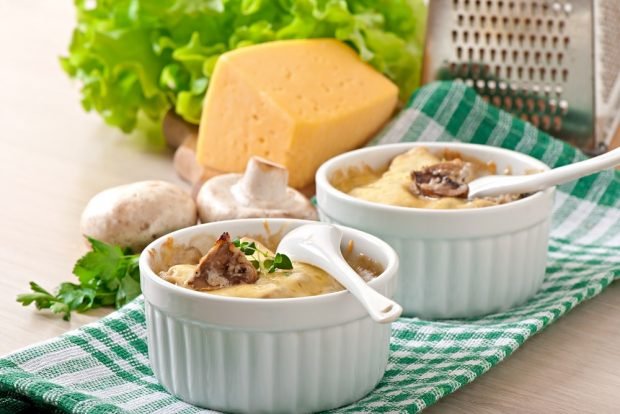 Julienne with mushrooms and fish is a simple and delicious recipe, how to cook step by step