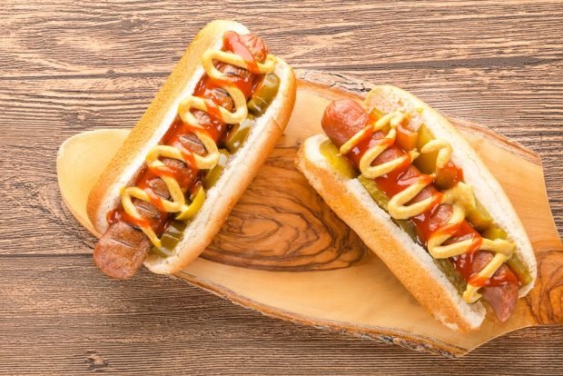 Grilled hot dog is a simple and delicious recipe, how to cook step by step