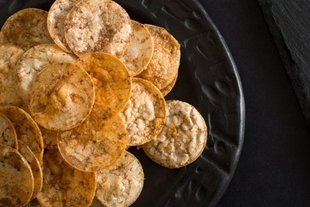 Rice chips are a simple and delicious recipe, how to cook step by step