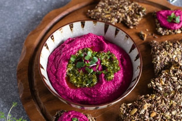 Beet hummus with tahini is a simple and delicious recipe, how to cook step by step