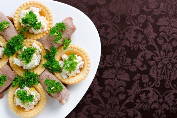 Tartlets with tongue – a simple and delicious recipe, how to cook step by step