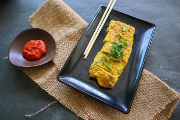 Egg roll is a simple and delicious recipe, how to cook step by step