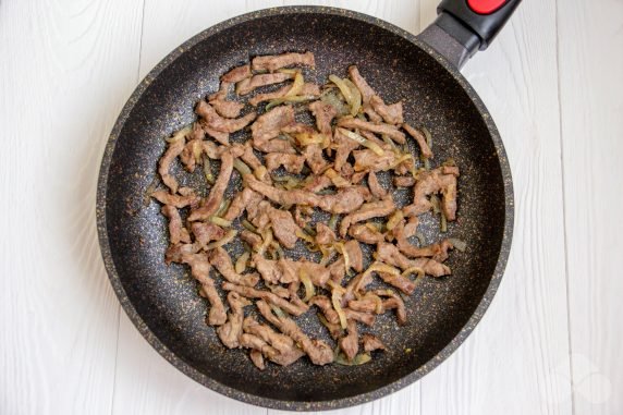 Korean salad with beef and vegetables: photo of recipe preparation, step 1