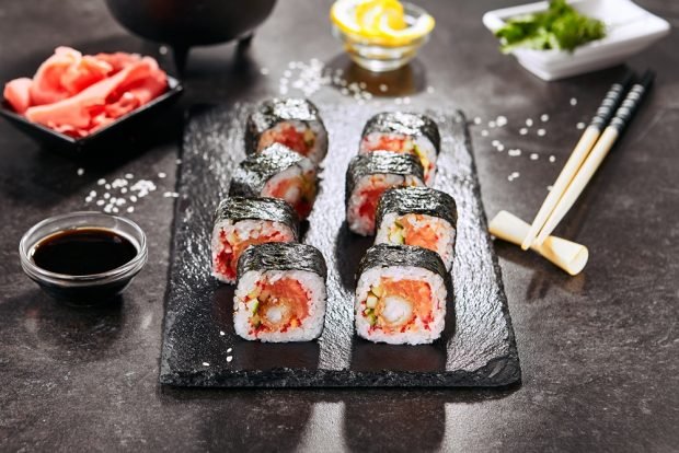 Shrimp and salmon rolls