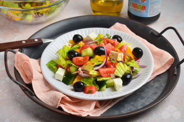 Greek salad with lettuce and herbs