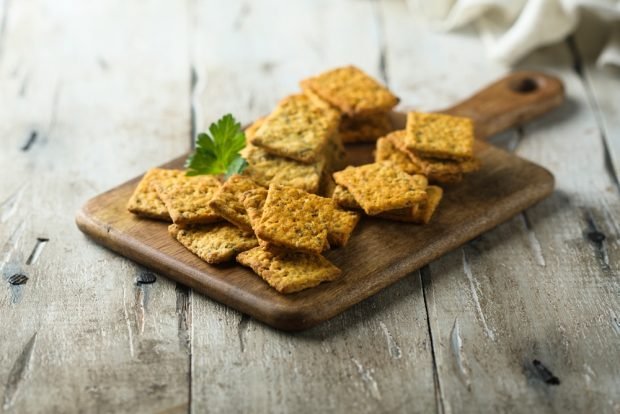 Homemade crackers – a simple and delicious recipe, how to cook step by step