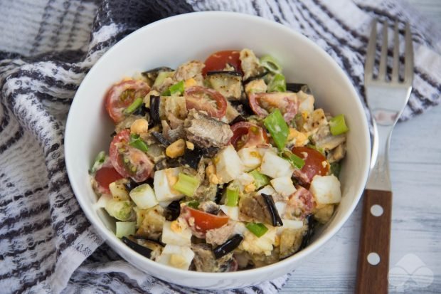 Salad with eggplant, eggs and sprats