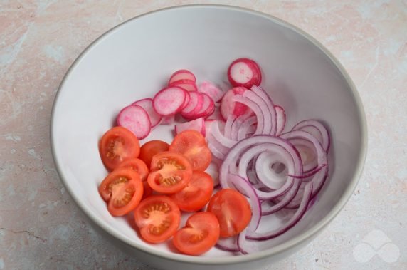 Vegetable salad with hard cheese: photo of recipe preparation, step 1