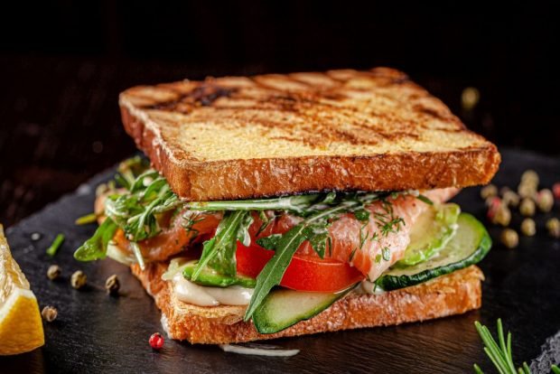 Trout sandwich – a simple and delicious recipe, how to cook step by step