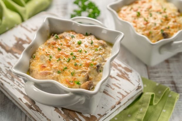 Julienne with oyster mushrooms is a simple and delicious recipe for cooking step by step