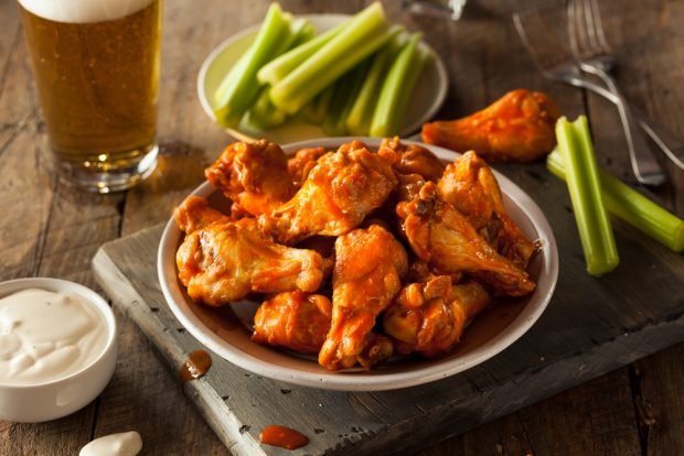 Spicy chicken wings