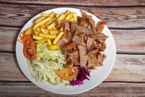 Shawarma on a plate is a simple and delicious recipe, how to cook step by step