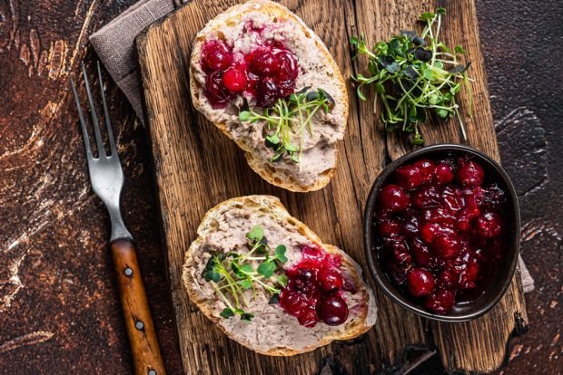 Sandwiches with pate and cherries