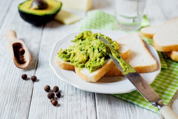 Avocado pate for sandwiches