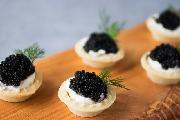 Tartlets with caviar – a simple and delicious recipe, how to cook step by step