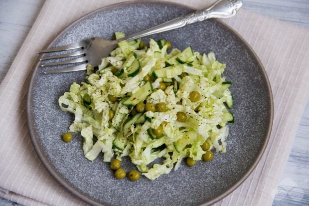 Salad of Peking cabbage, cucumbers and peas