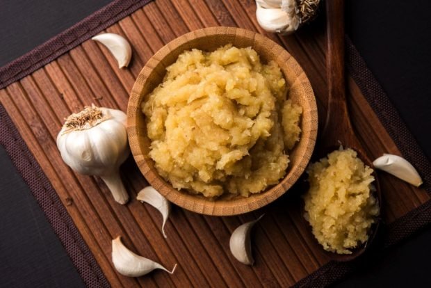 Garlic paste is a simple and delicious recipe, how to cook step by step