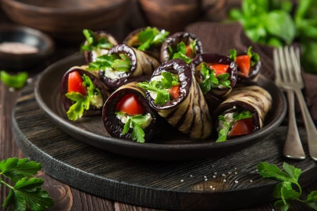 Eggplant rolls with feta and herbs