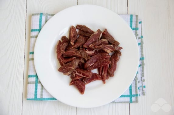 Beef, vegetable and Korean carrot salad: photo of recipe preparation, step 1